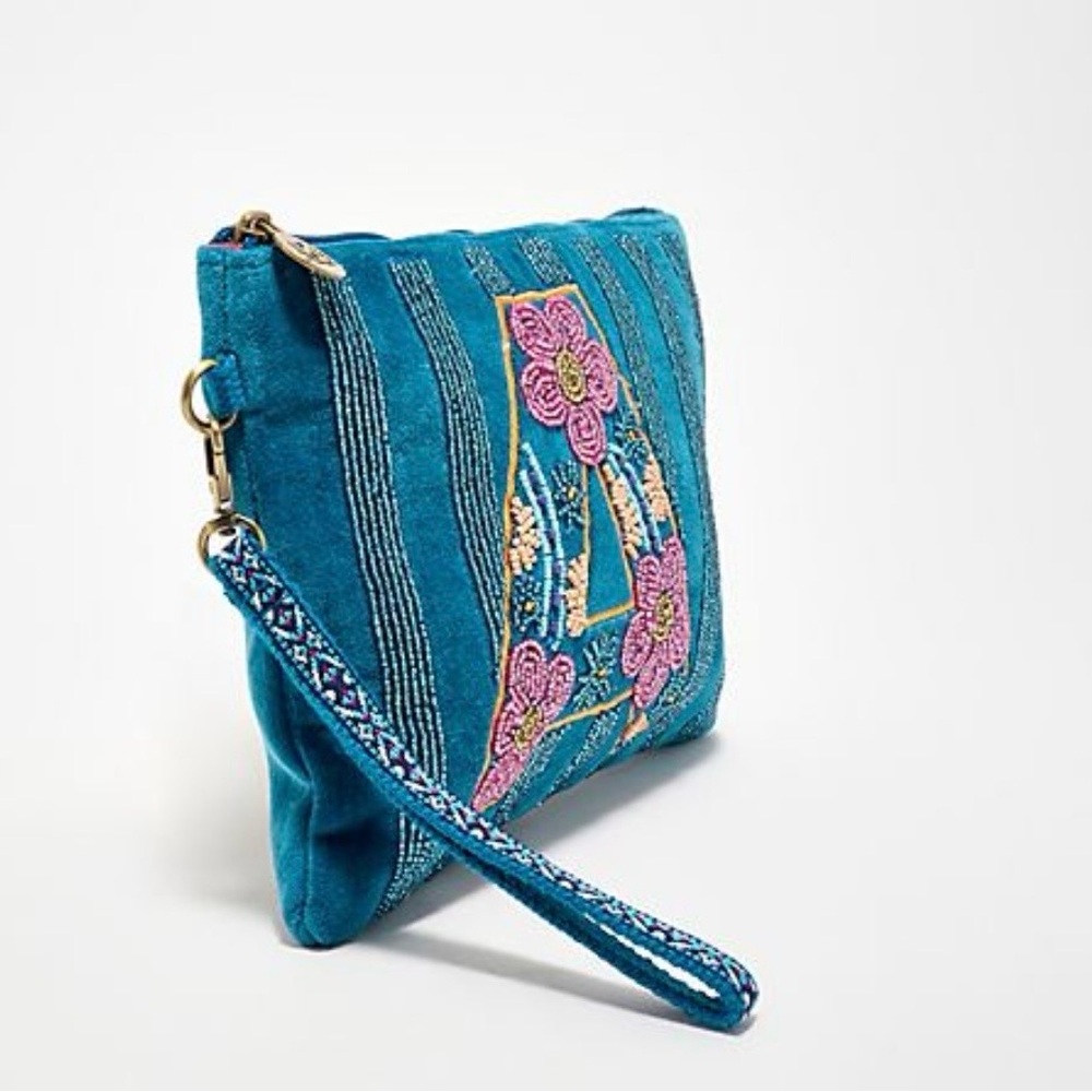 America & Beyond Velvet โAโ Embellished Initial Wristlet ๐ฉท - Picture 9 of 10